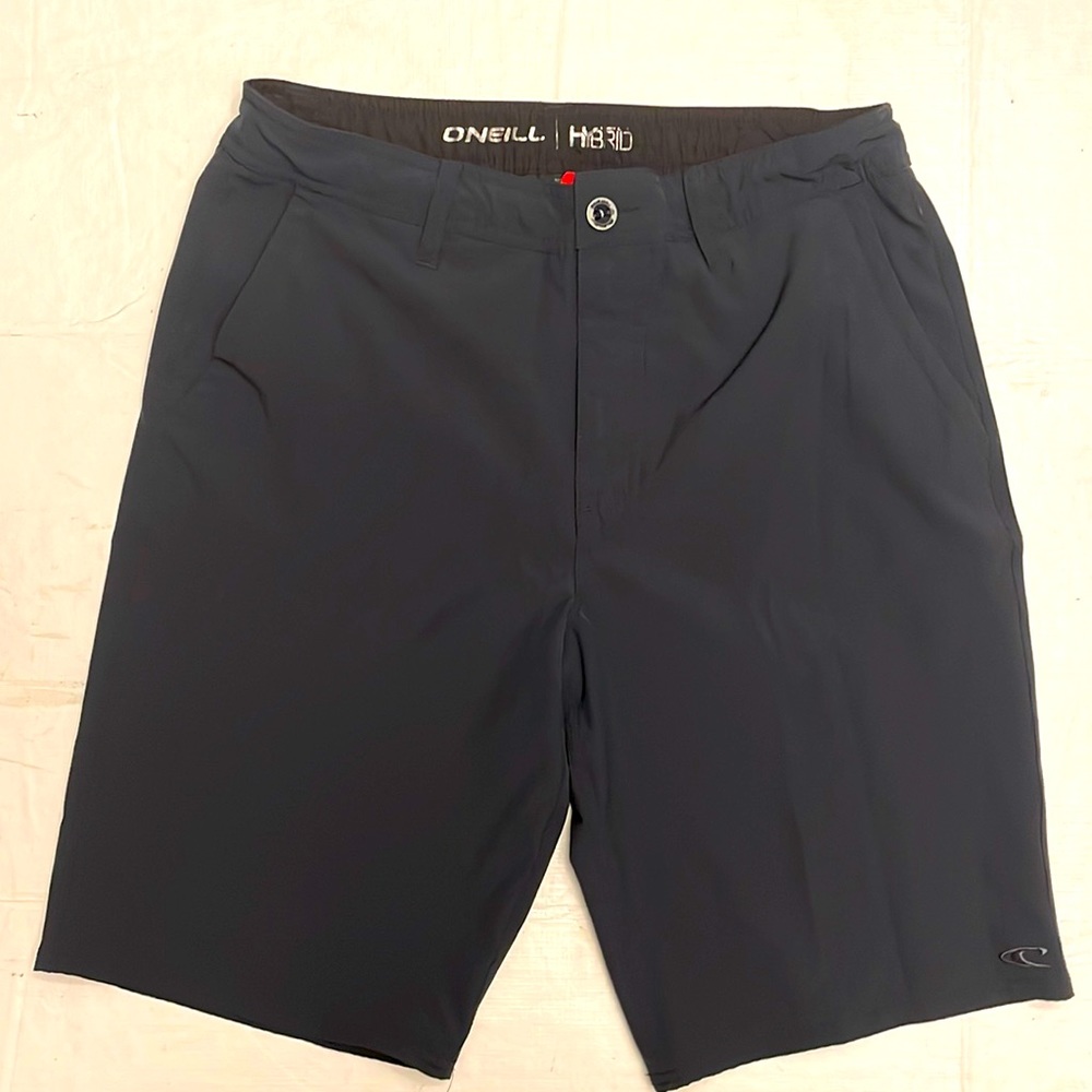 O’Neil hybrid board shorts. Size 32